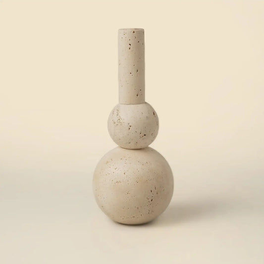 Vases en travertin
